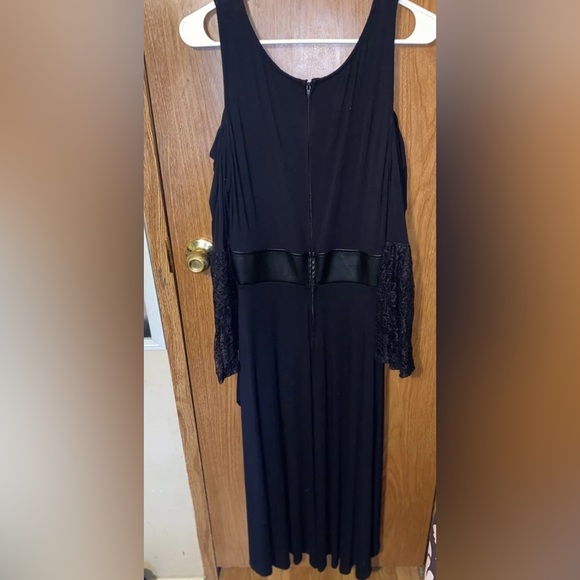 Hot Topic Dress - Picture 2 of 3